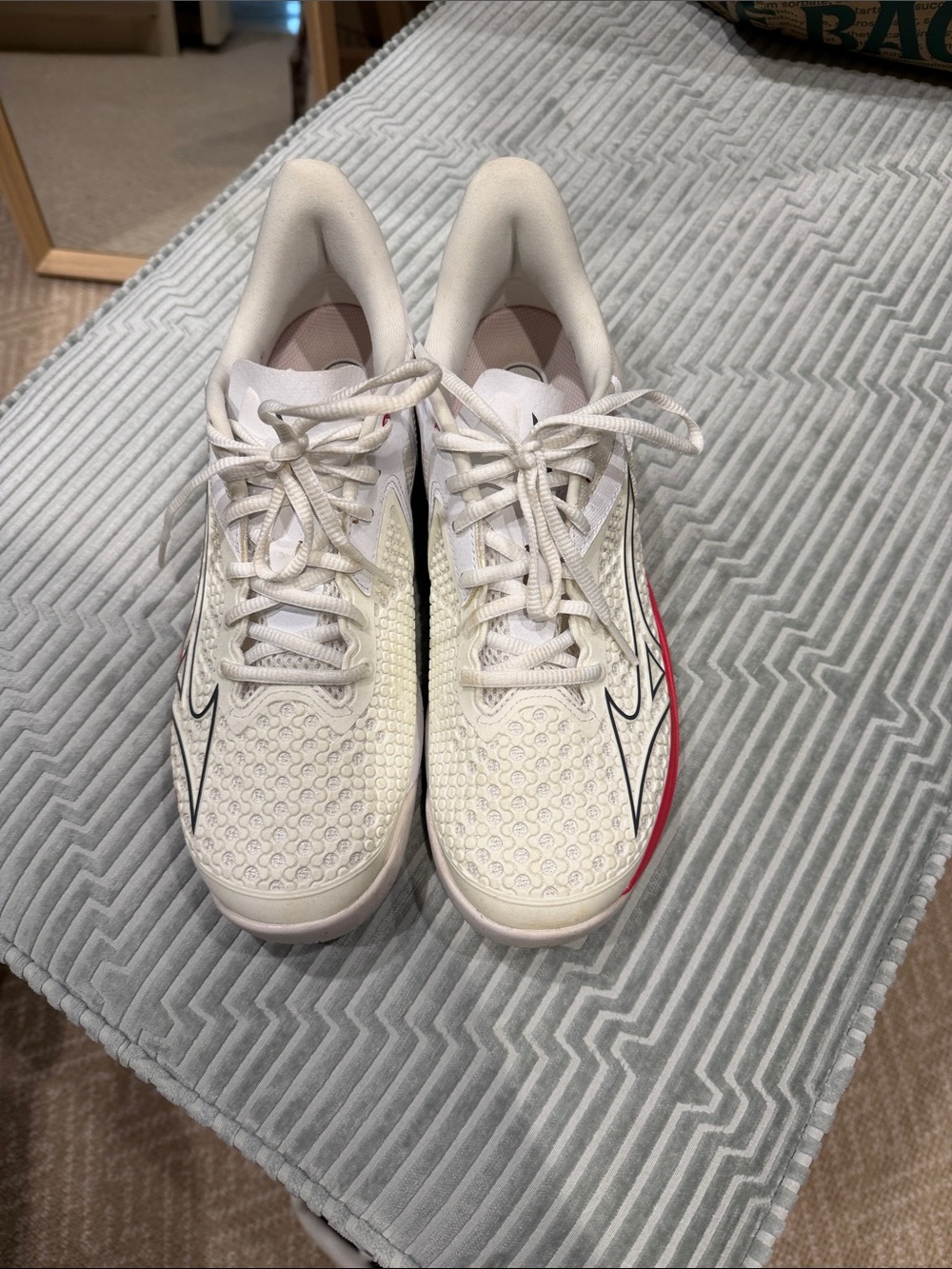 Mizuno White Athletic Tennis Shoes with Pink Accent